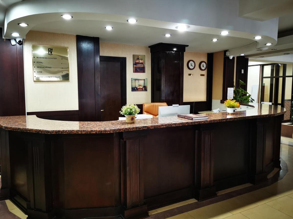Pino Vere Palace Hotel Tiflis Dış mekan fotoğraf