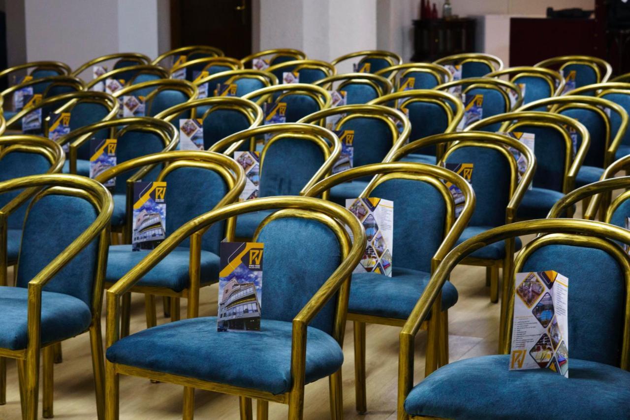 Pino Vere Palace Hotel Tiflis Dış mekan fotoğraf