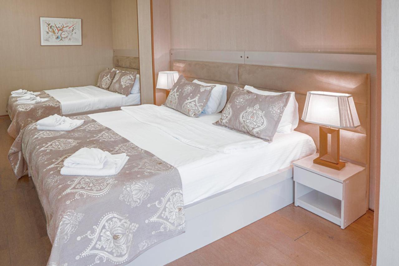 Pino Vere Palace Hotel Tiflis Dış mekan fotoğraf